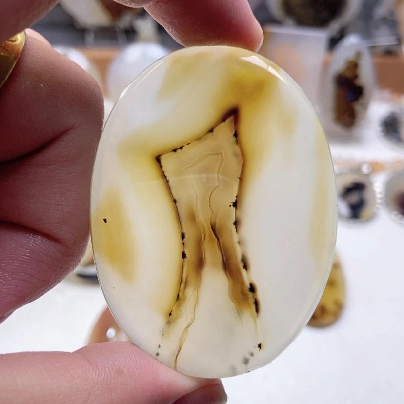 【闪购商品】玛瑙/玉髓颈饰未镶嵌