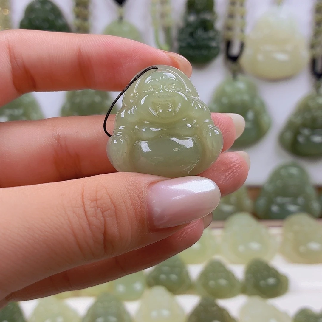 粉***忆和田玉未镶嵌颈饰