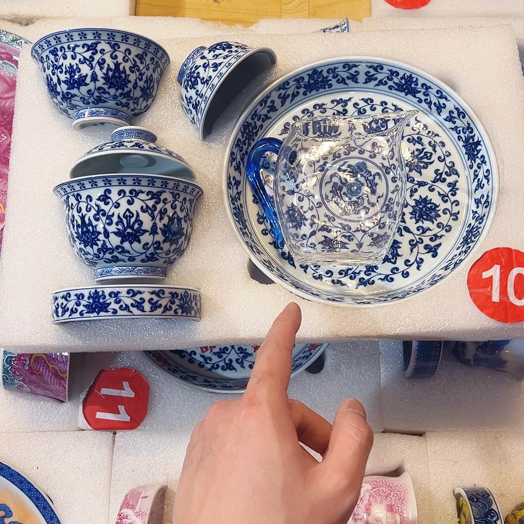 M***李青花缠枝莲五件套送个玻璃公道杯