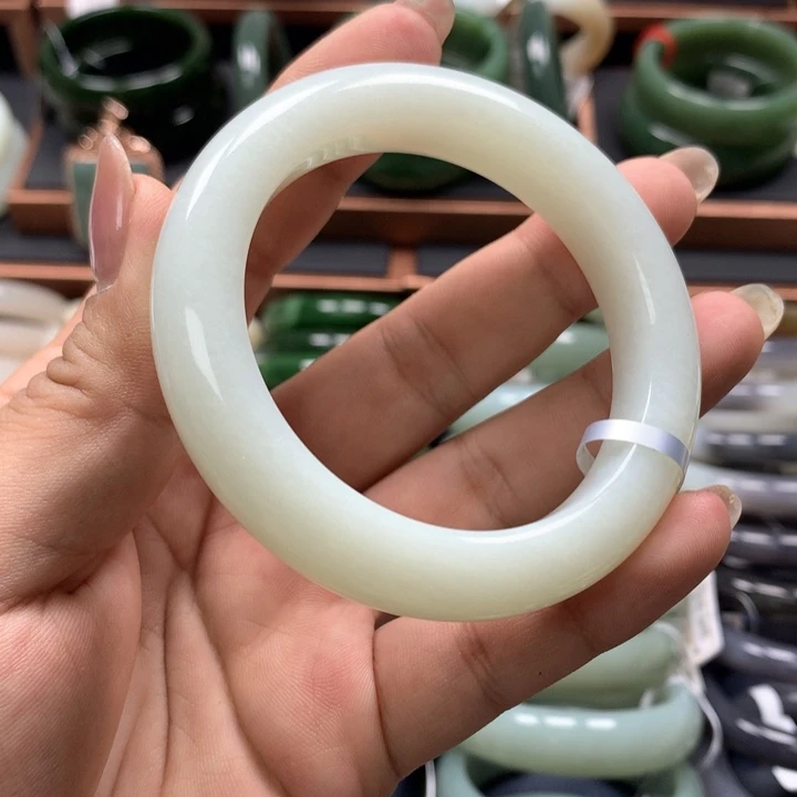 【闪购商品】和田玉手镯未镶嵌