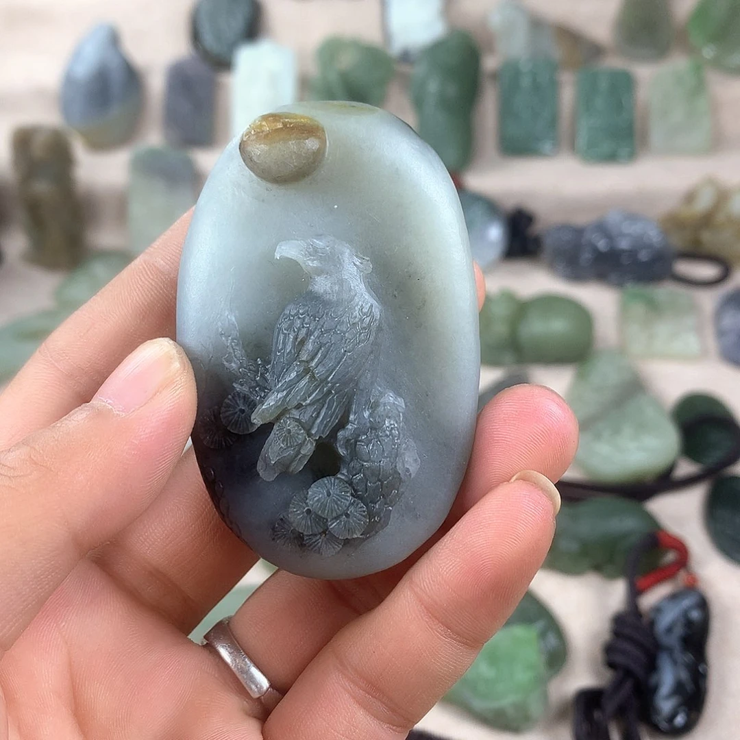 颈饰未镶嵌和田玉
