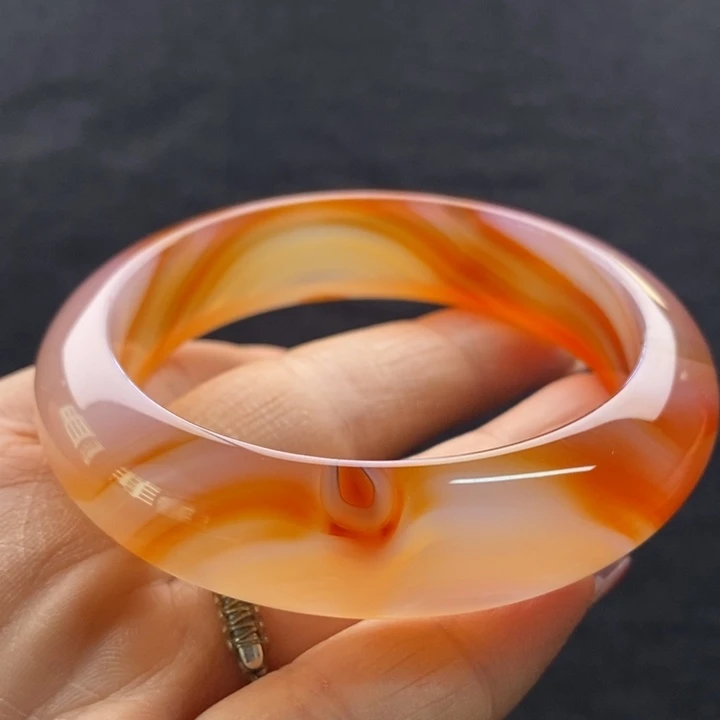 手镯玛瑙/玉髓未镶嵌