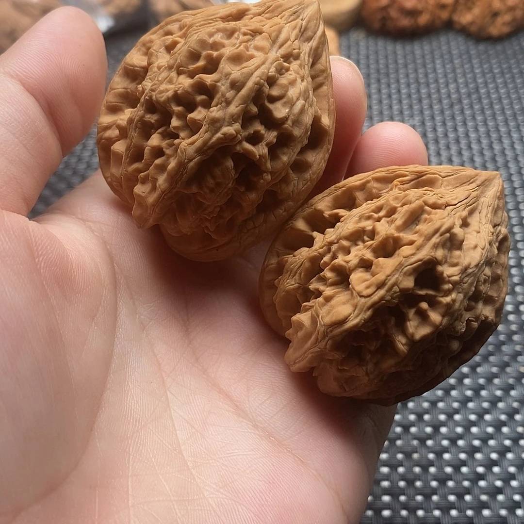 文玩核桃吊坠核桃