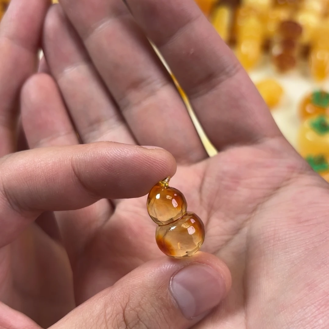 蜜蜡未镶嵌裸石葫芦