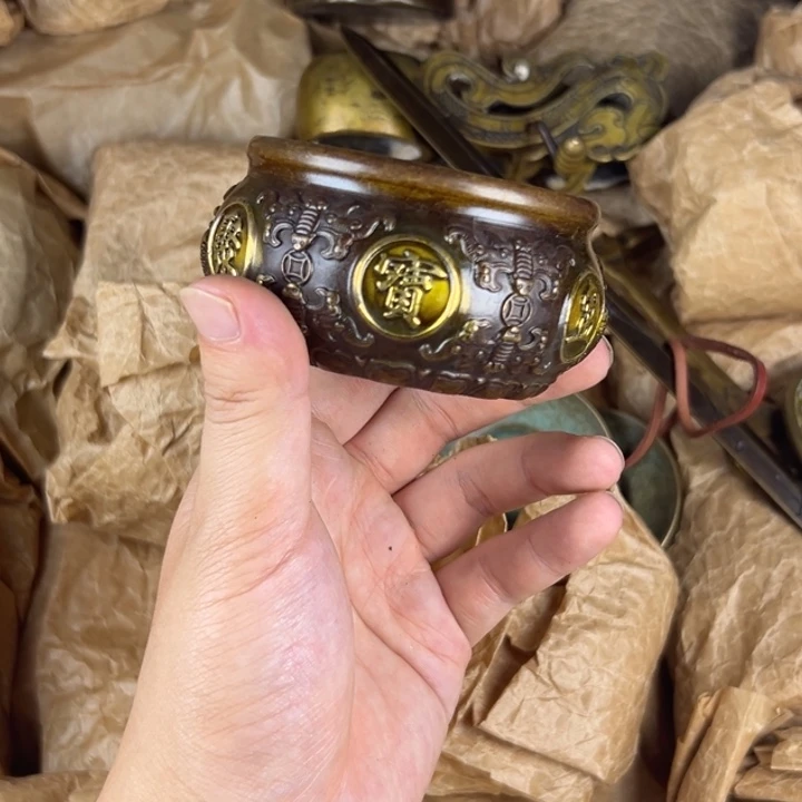 创意设计铜器摆件