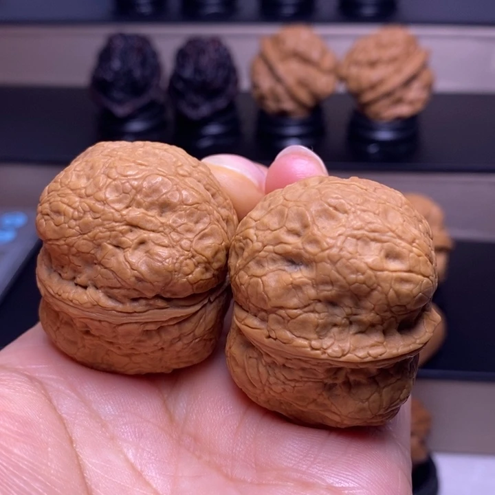 文玩核桃把件方尊26