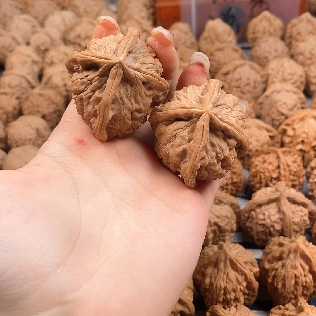 文玩核桃吊坠玉喜四棱45全品骨质好