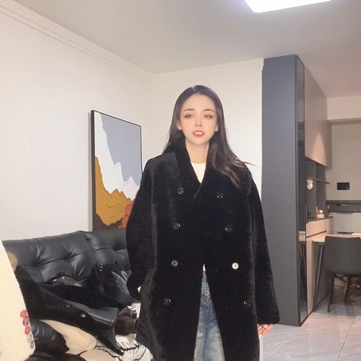 绵羊皮美丽奴皮毛一体M130斤左右