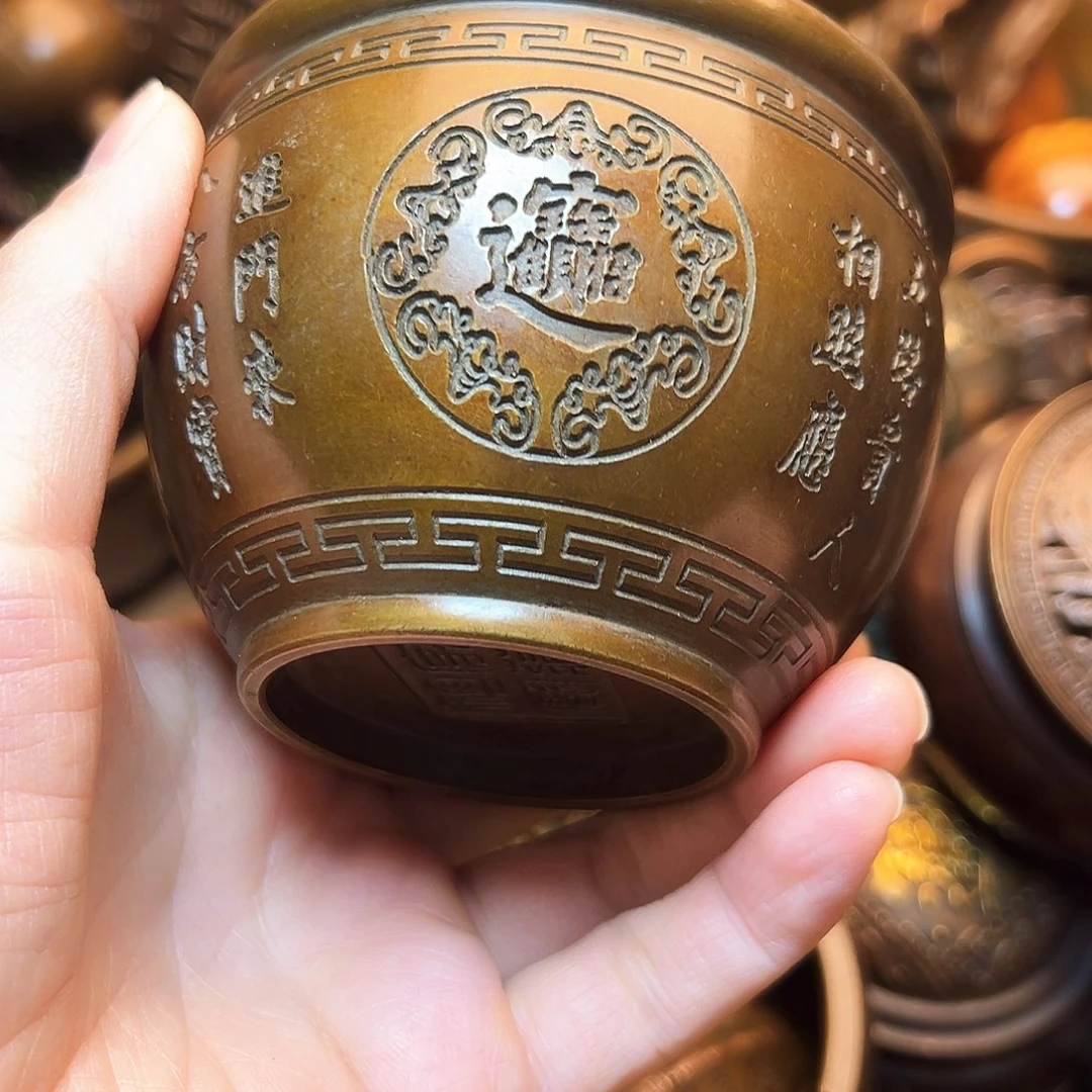 精美铜器工艺品等