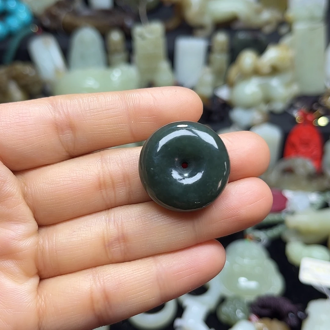 和田玉未镶嵌吊坠(不含链)