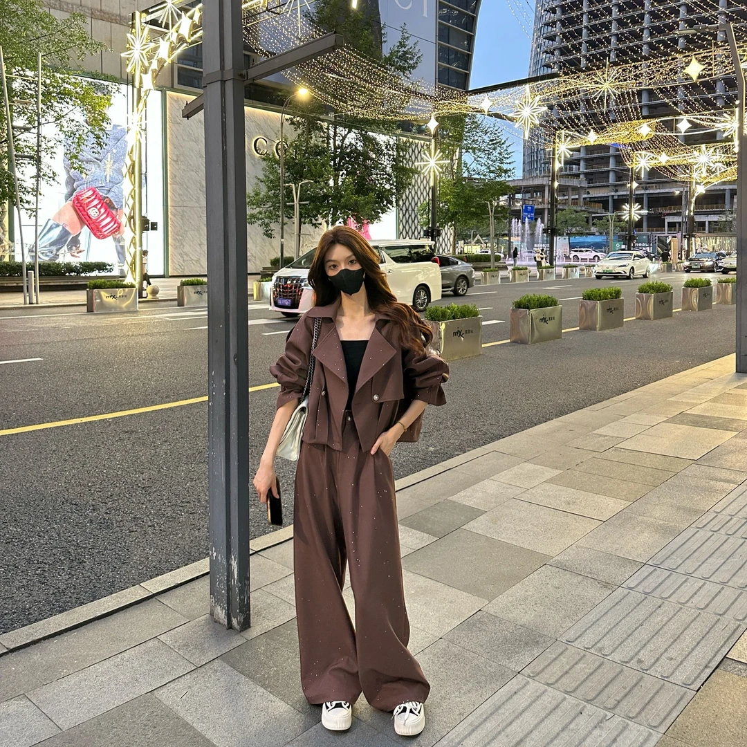 2025秋装设计师款时尚套装女 HXNZB24TZ127