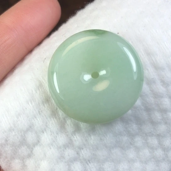 翡翠未镶嵌颈饰缅甸A货，每天下午1点半开播