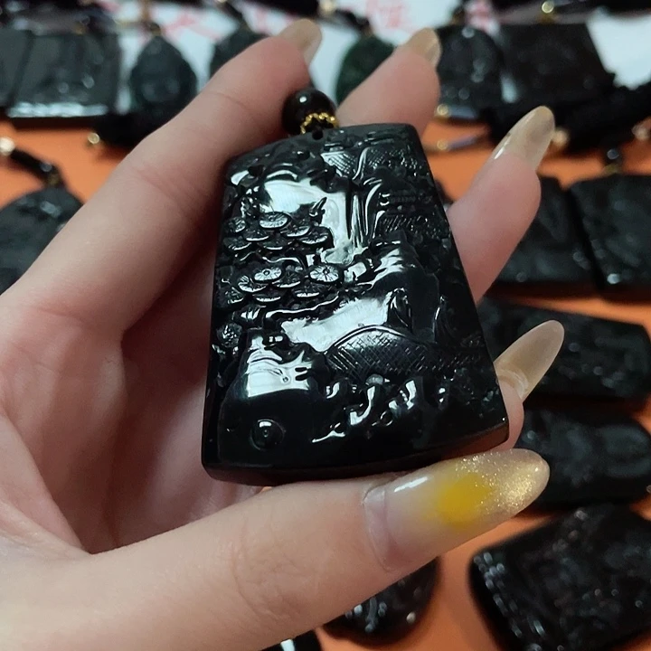 翡翠颈饰未镶嵌唐*