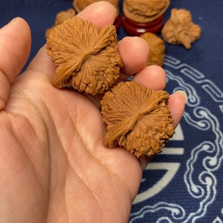拉***猪核桃文玩核桃山西楼