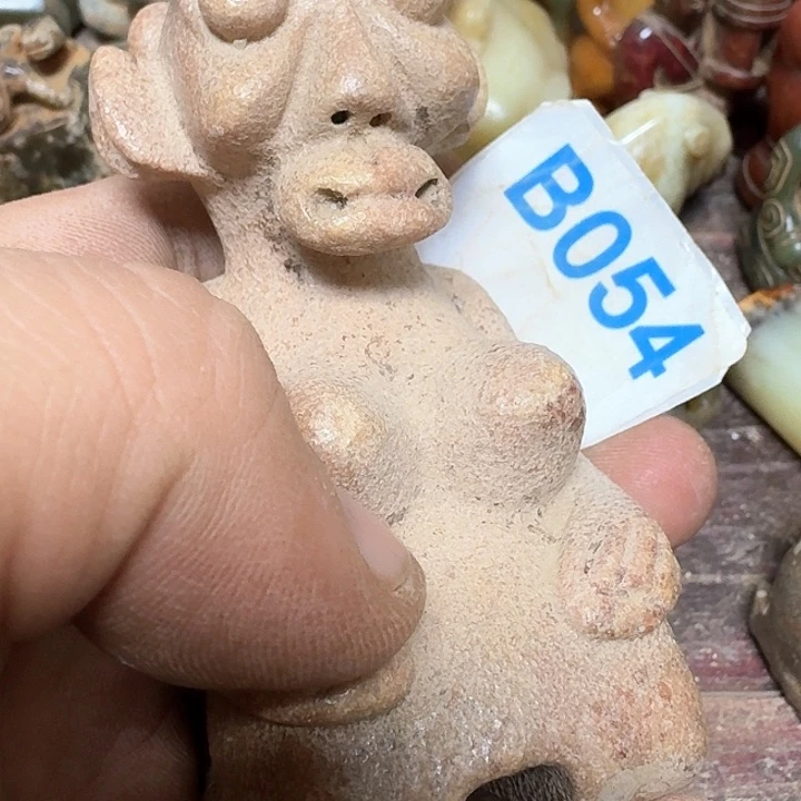 和田玉颈饰未镶嵌M**张