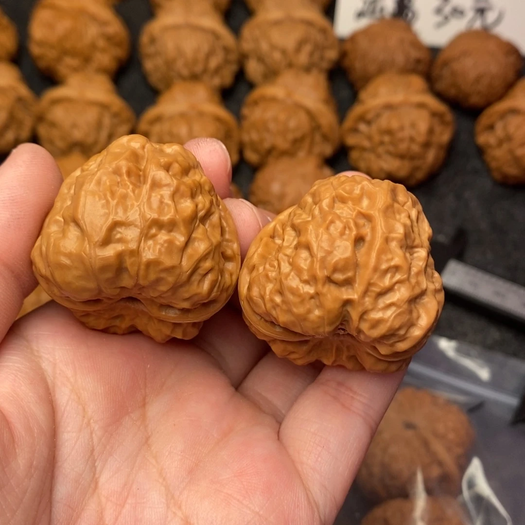 文玩核桃把件比***金蛤蟆35