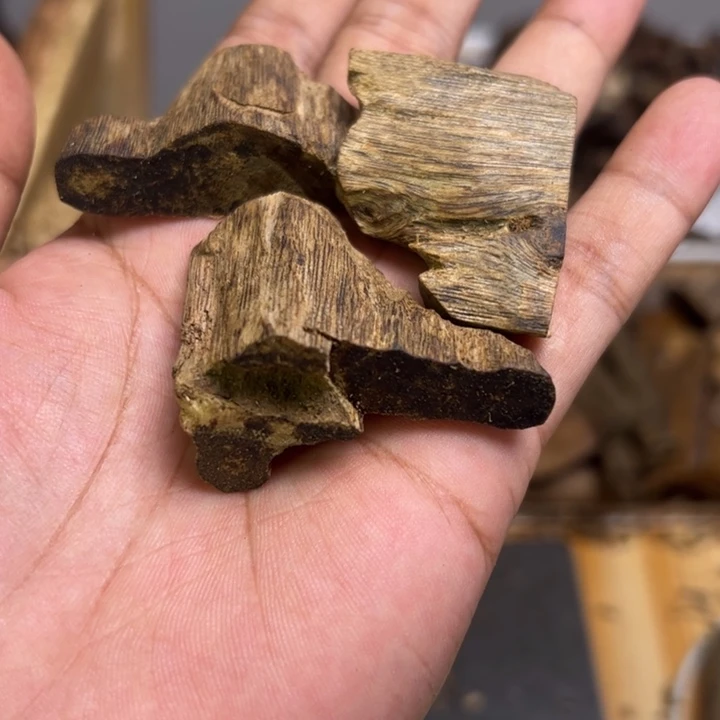 沉香沉香碎屑17克