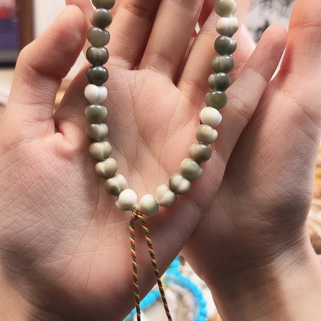 清***蟹吊坠龙脊菩提手串