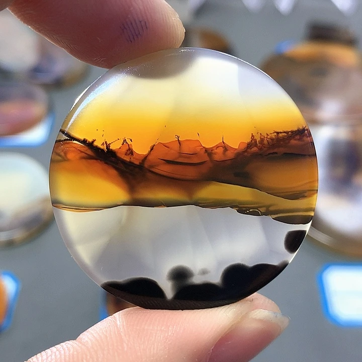 未镶嵌颈饰玛瑙/玉髓