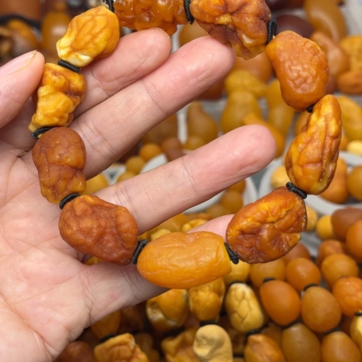 琥珀未镶嵌裸石天然蜜蜡手串