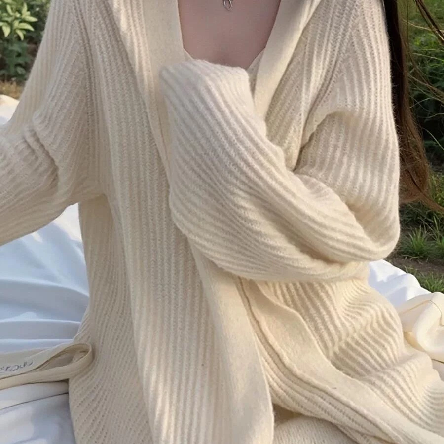 6439 祺欣家 法式连帽优雅慵懒风小众设计宽松针织外披外套