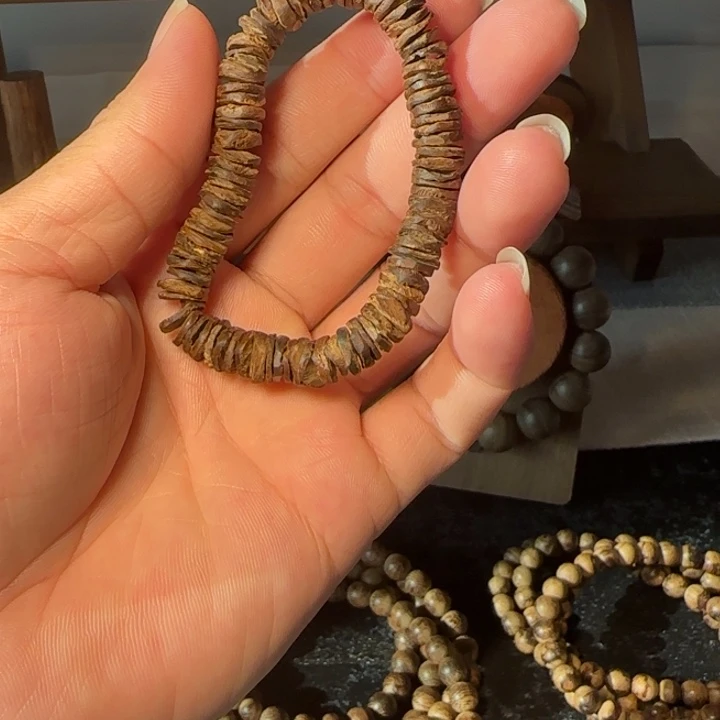 沉香碎屑沉香芽庄片片珠沉水/9mm/7.84g