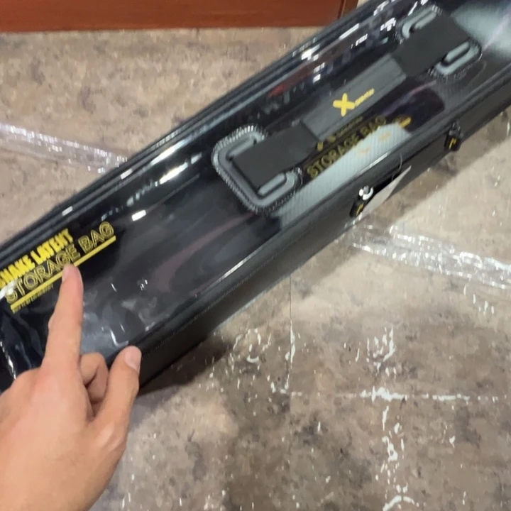 雷臣浮漂线组收纳盒，黑色，上盖破损