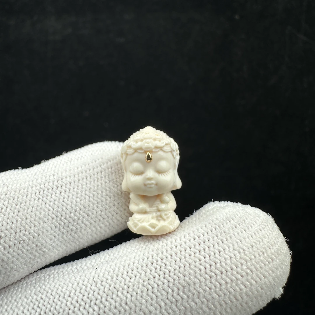 J9231天然猛犸牙雕刻饰品11.2*19.5mm支持复检 假一罚十