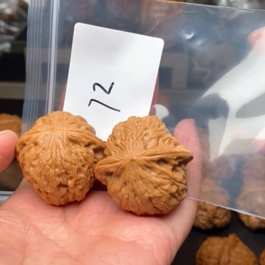 桃核吊坠欲**止72铁锤妹妹