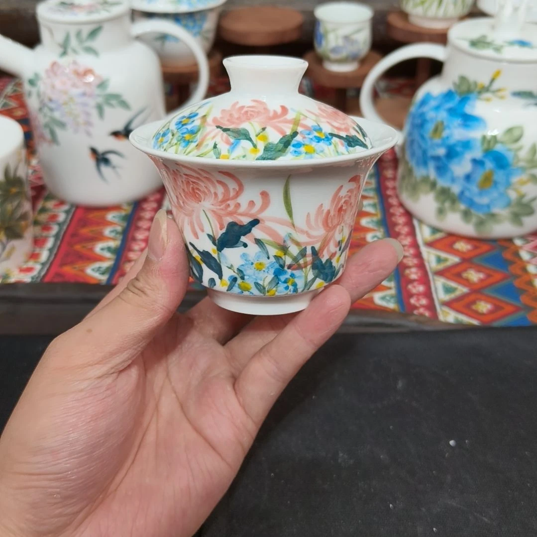 摆件景德镇手工手绘高温瓷器
