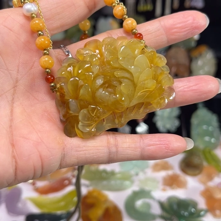 蛇纹石玉未镶嵌吊坠(赠链)