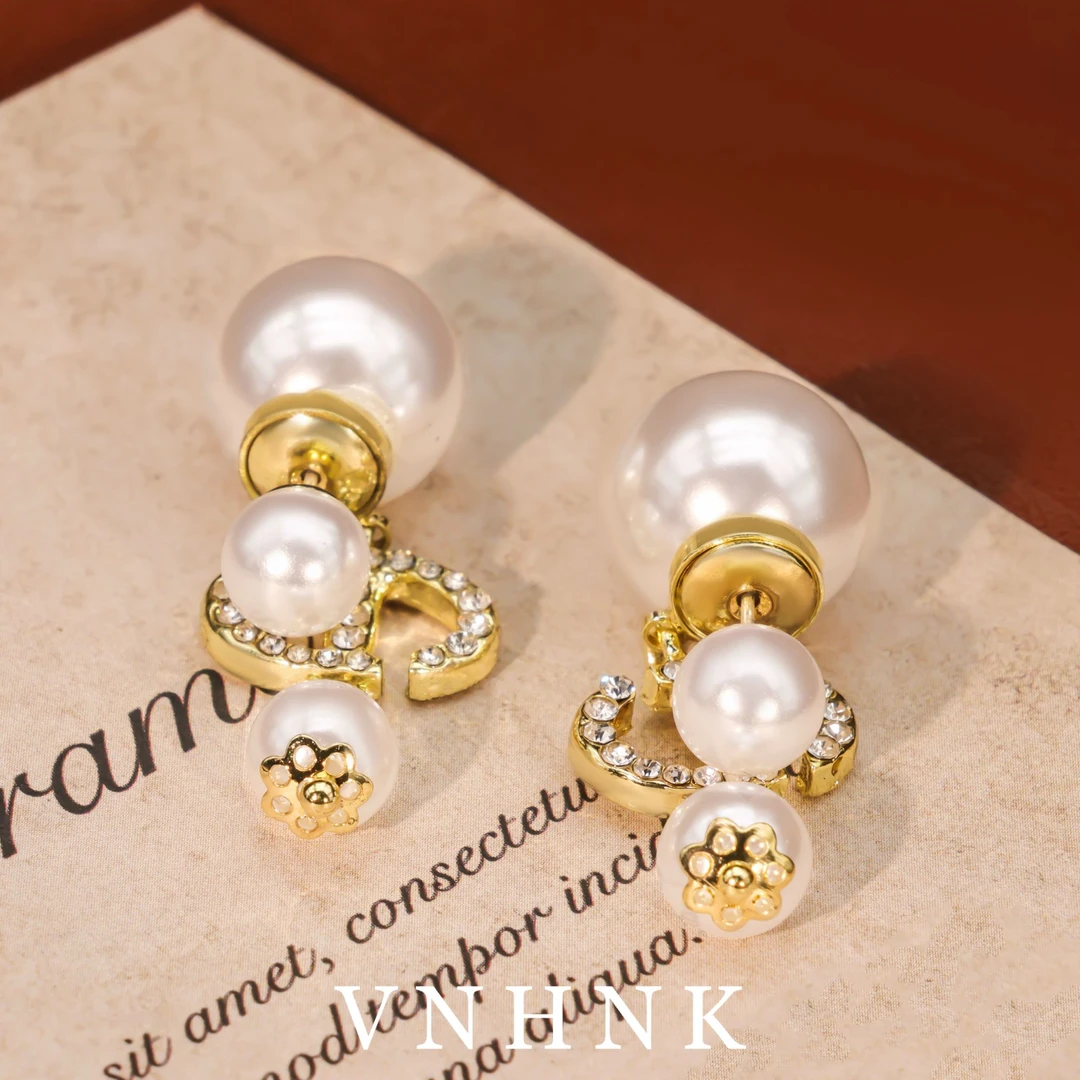 铜合金仿珍珠耳饰 美可儿 A336    白色（8mm14mm) 小众耳环