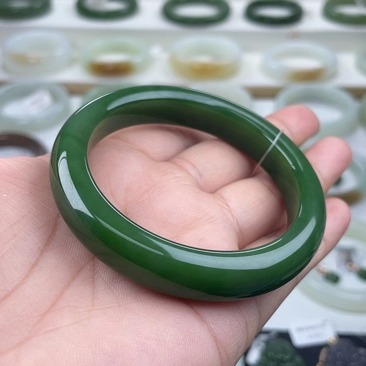 和田玉（碧玉）未镶嵌手镯25