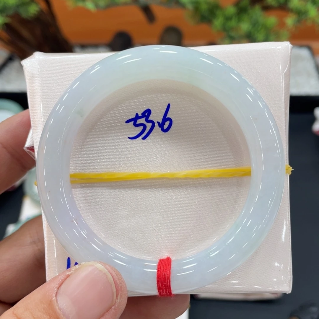 未镶嵌手镯翡翠翡翠