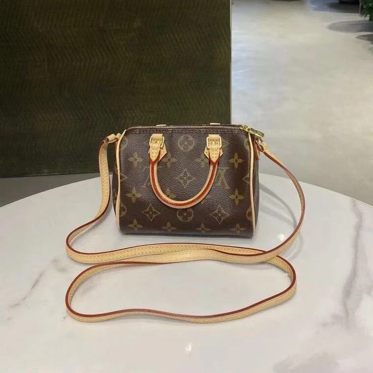 95新 LouisVuitton/路易威登 坤球奢选 lv nano 斜挎包