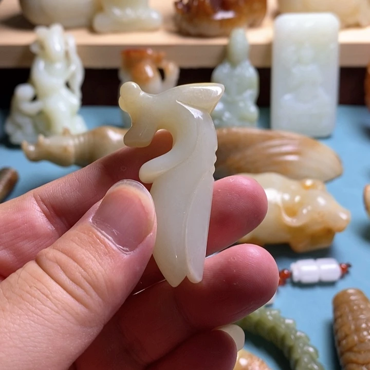 和田玉未镶嵌挂件