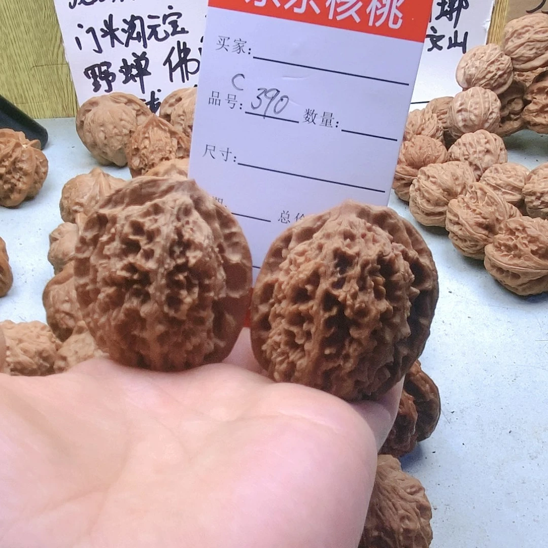 把件桃核390号大花43尺