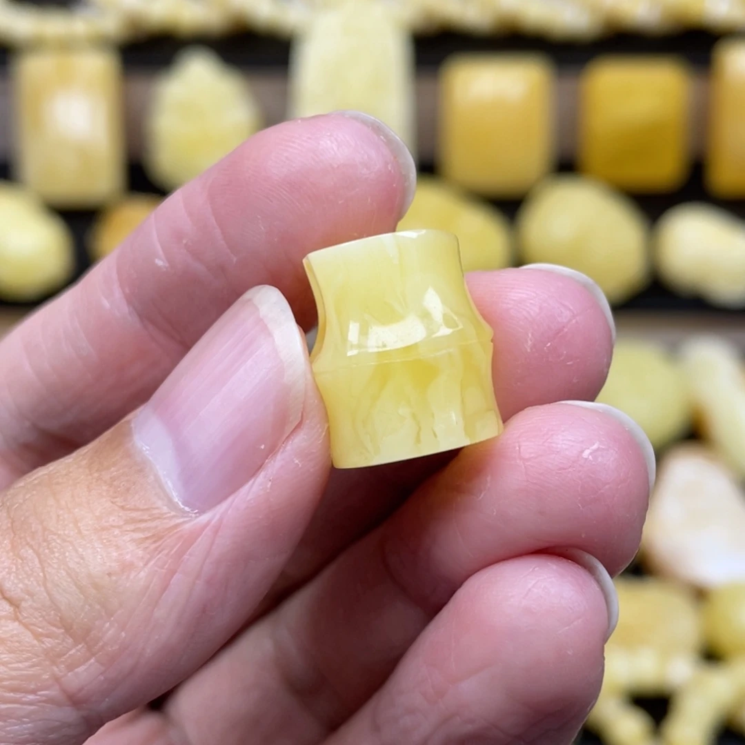 琥珀未镶嵌裸石琥珀蜜蜡