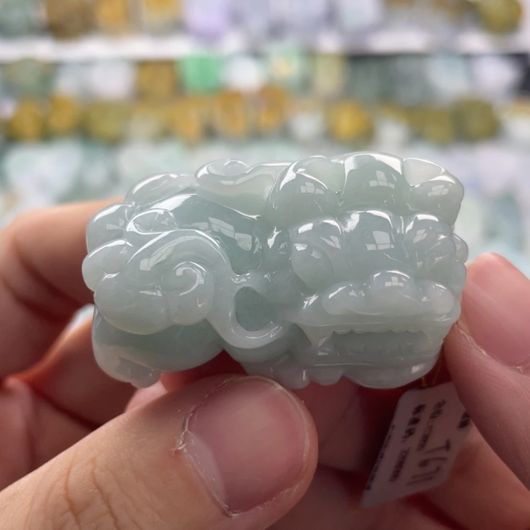 翡翠未镶嵌颈饰貔貅9