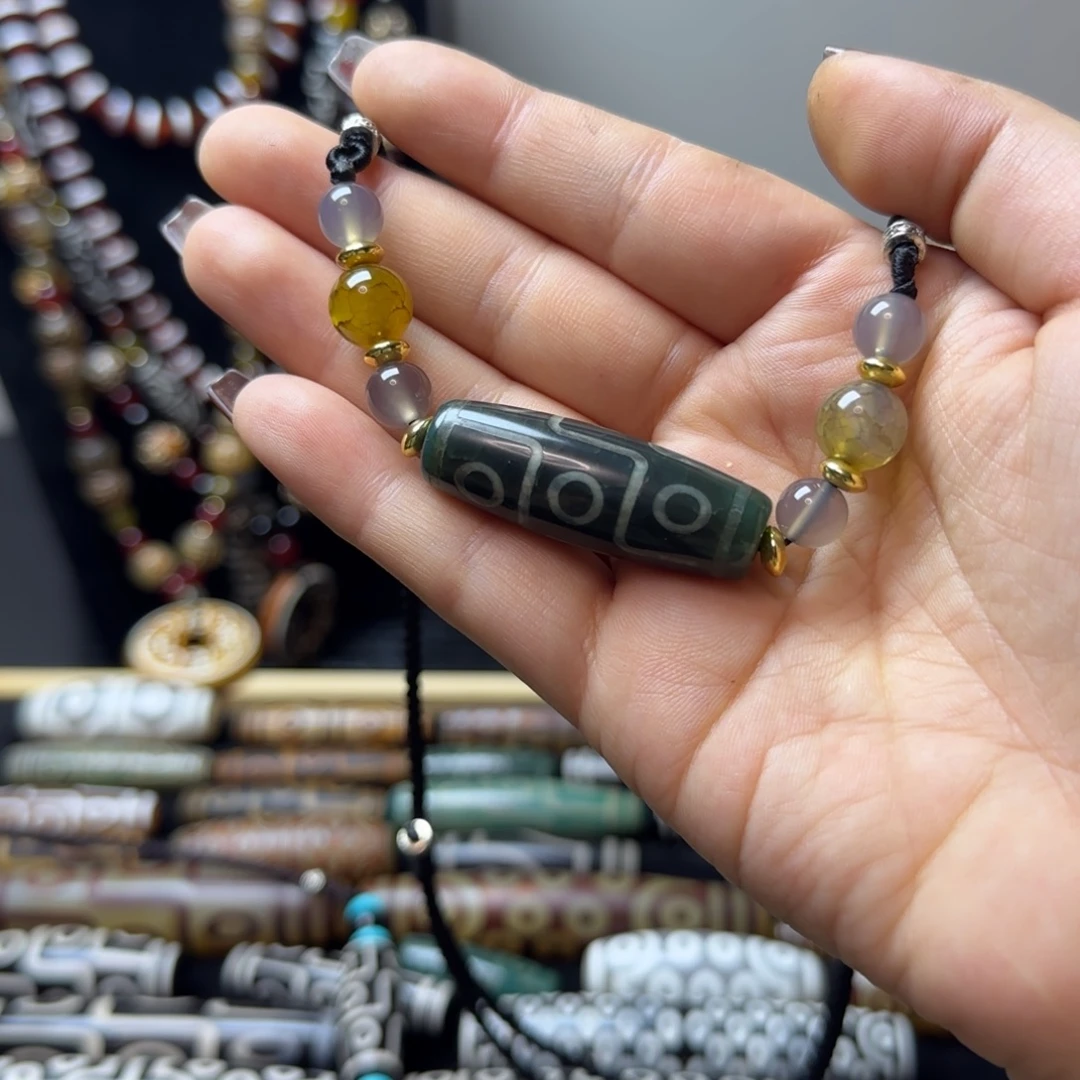 玛瑙/玉髓合金颈饰