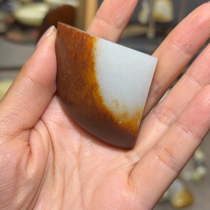 和田玉未镶嵌颈饰赵*柴