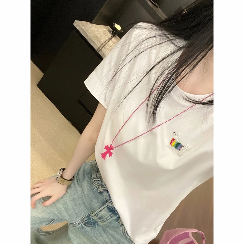 气质简约百搭钉珠彩虹小狗白色短袖T恤  衣长58 款号UF51360
