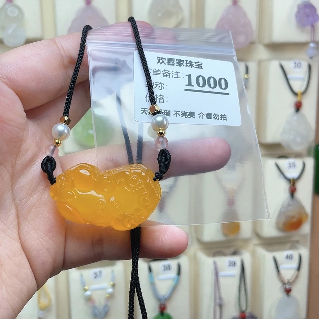 玛瑙/玉髓颈饰合金?****