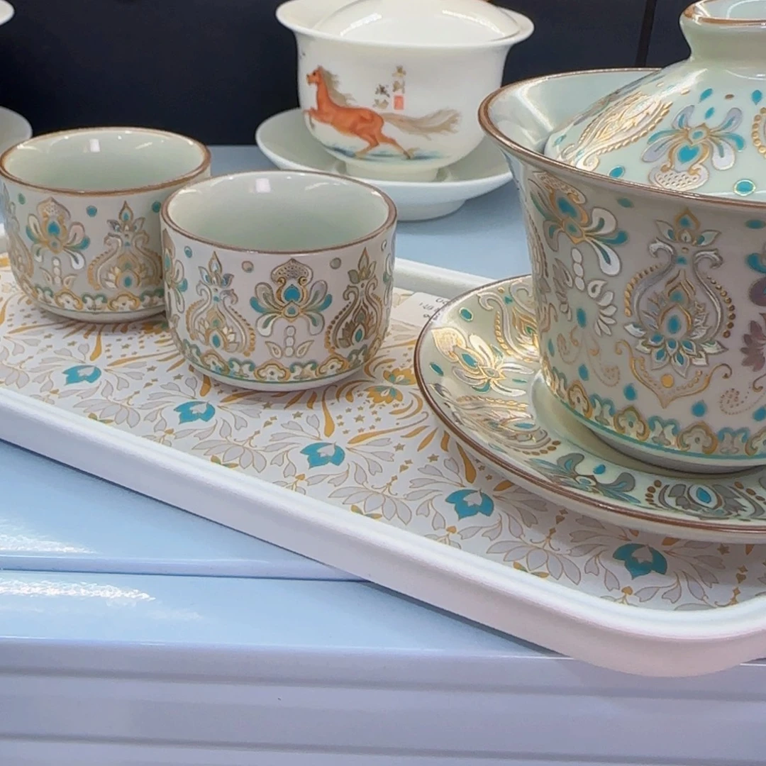 这些盖碗真好看！！！