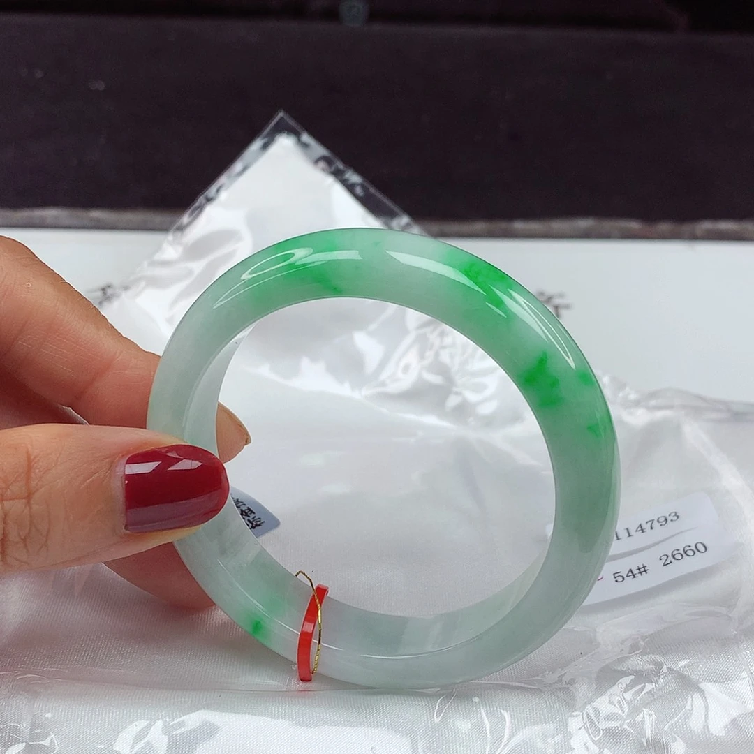 翡翠手镯未镶嵌54圈4793