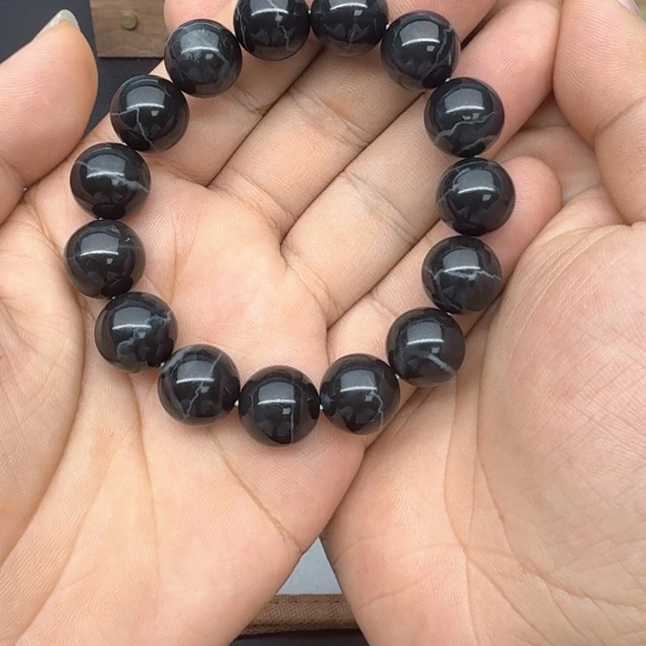 颈饰未镶嵌和田玉临*