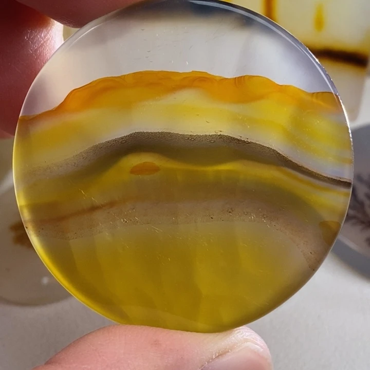 未镶嵌奇石玛瑙/玉髓云****?