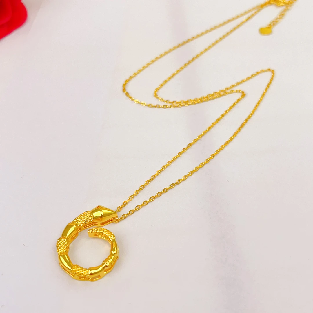 坠链均足银 包厚金格纹蛇套链