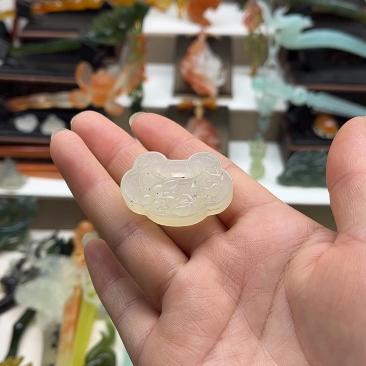 蛇纹石玉未镶嵌岫玉发簪