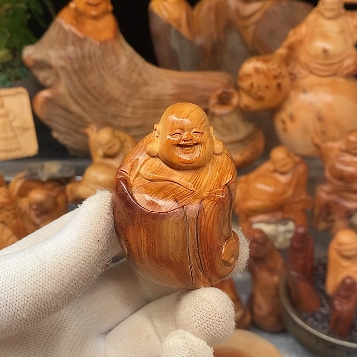 柏木(崖柏)cchufikhhjjk
